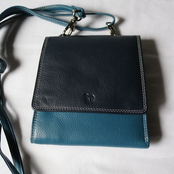 MILO Blue Canadian Made Leather Crossbody Purse Wallet RFID Technology Travel - Picture 8 of 8